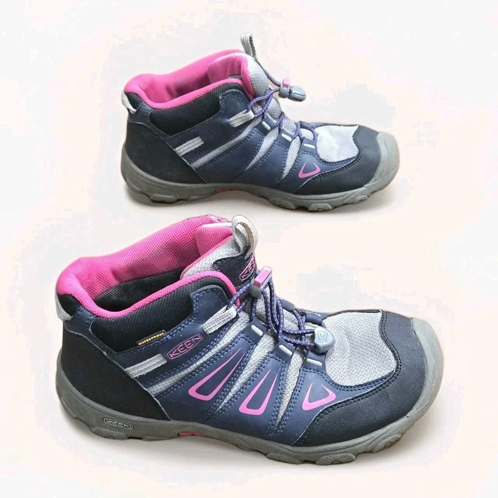Keen Waterproof Hiking Boots Youth Size 5 Blue Gray‎ Pink Outdoor Nature
